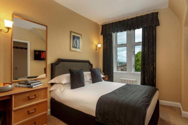 Cairndale Hotel & Spa Dumfries Exterior photo